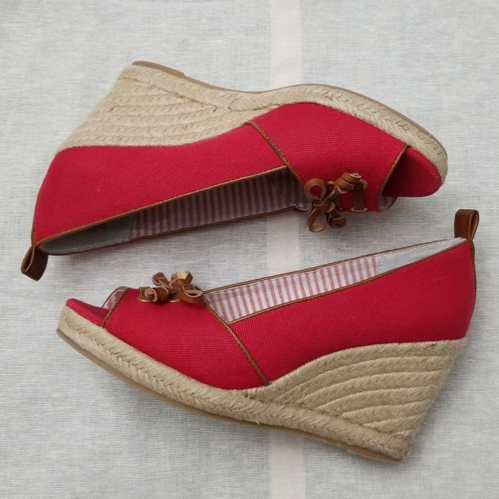 G. H. Bass & Co Annie Red Wedge - Size 8